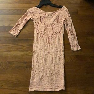 Bodycon lace dress